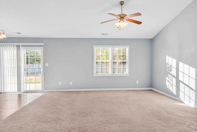 Building Photo - 105 Gamble Way