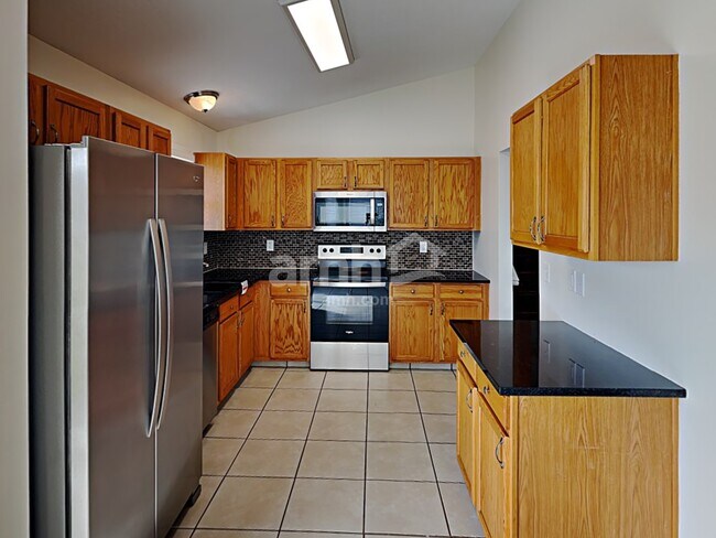 Foto del edificio - 5545 Stevens Dr