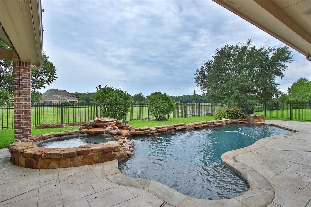 Foto principal - 8623 Shambala Way