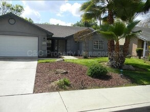 Building Photo - 3935 E Laurel Ct