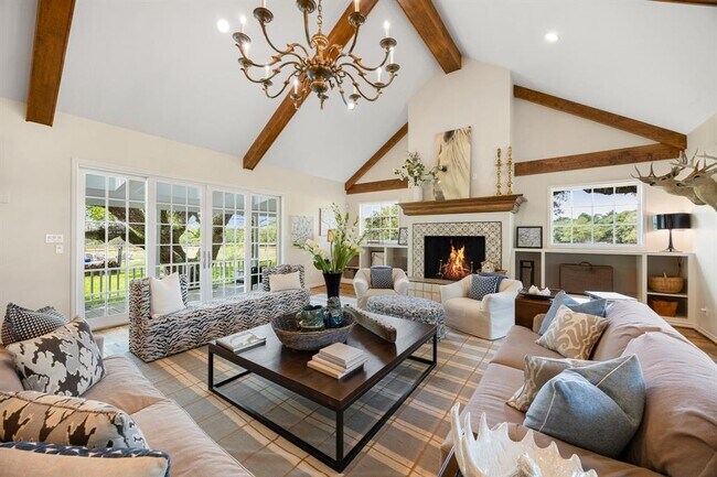 Foto del edificio - 12900 Newberg Rd