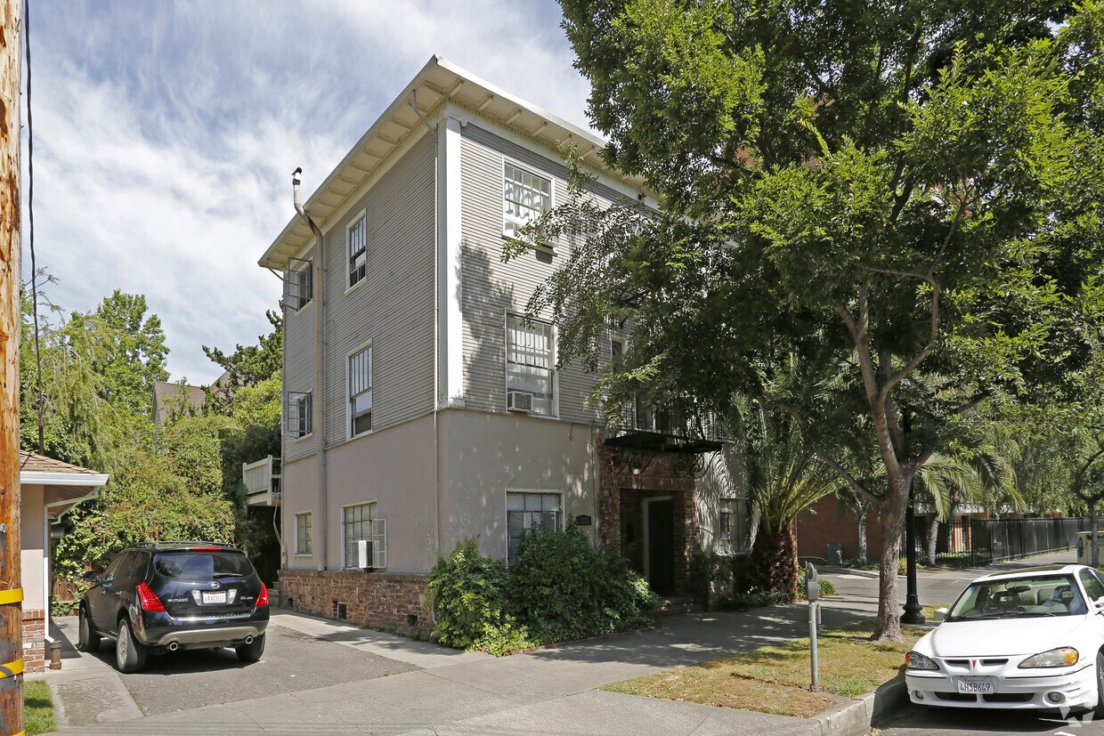 Foto del edificio - 1216 26th St