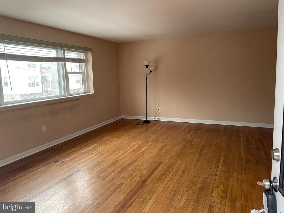 Foto principal - 1612 Emerson St