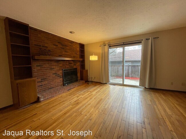 Foto del edificio - 2 br, 3.5 bath House - 2591 Stratford Drive