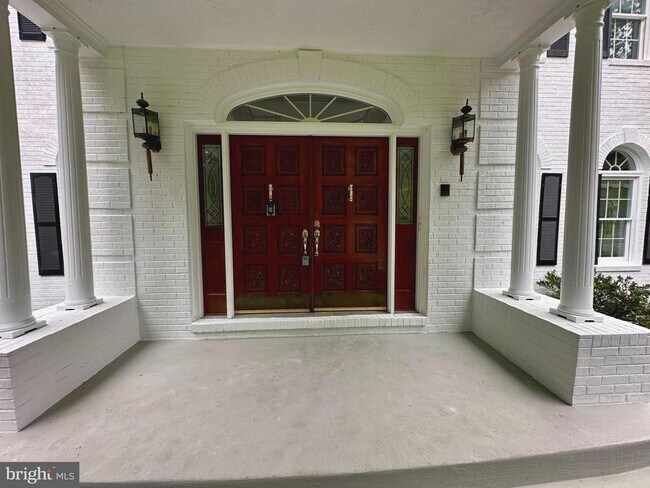 Foto del edificio - 7808 Hill House Ct