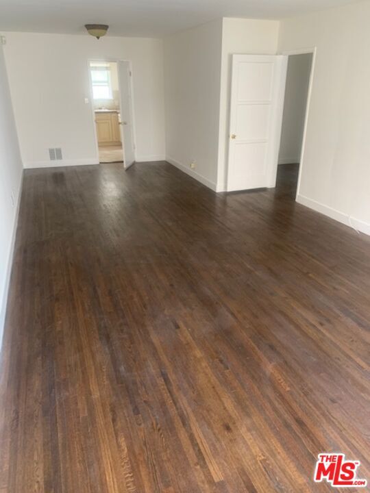 Foto del edificio - 312 S Reeves Dr