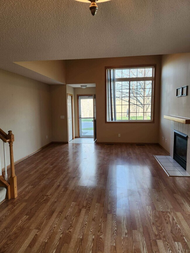 Lovely living room with fireplace - 20569 Abbey Lane