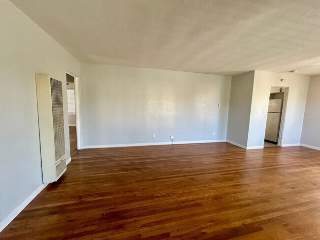 Foto del edificio - 3 Bedroom Charmer in the Heart of Pacific ...