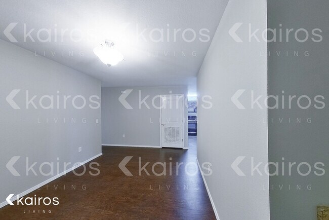 Foto del edificio - 3893 Thomas St