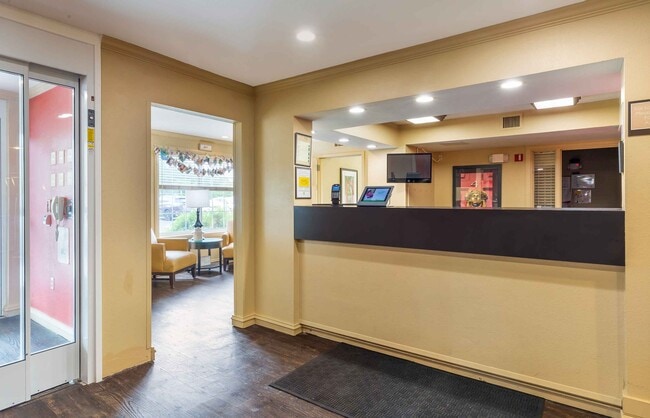 Building Photo - Furnished Studio-Boston - Marlborough