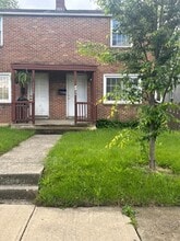 Building Photo - 1155 E 22nd Ave