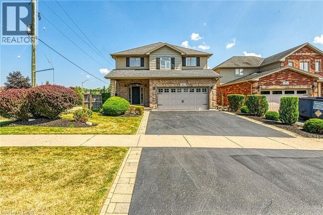 Building Photo - 47 Southwood Cres