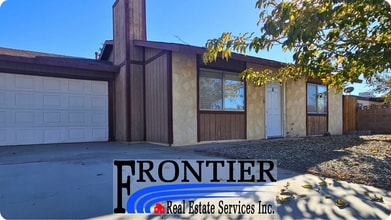 Building Photo - 1600 N Sierra View St