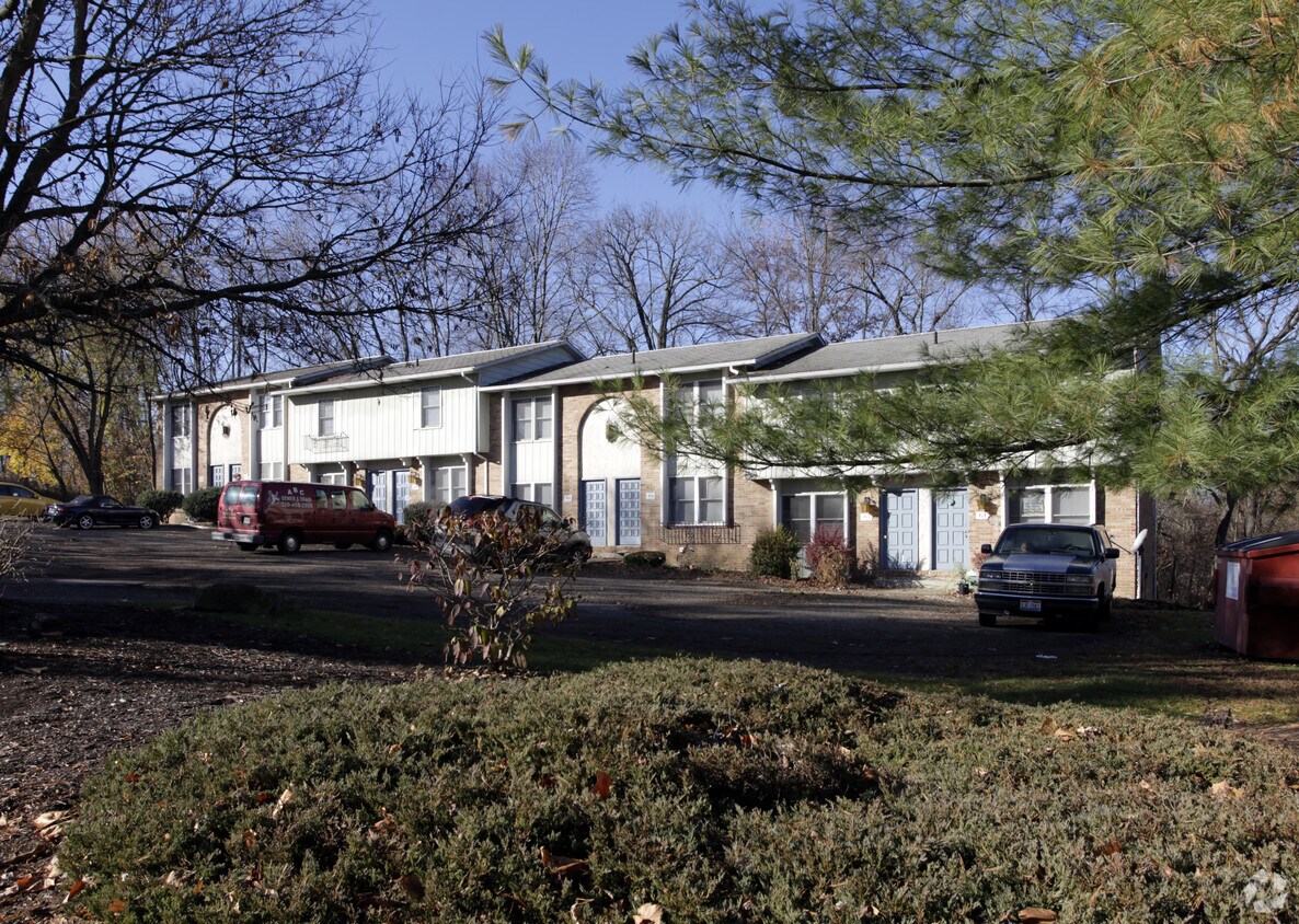 Foto del edificio - 403-417 Heritage Ave