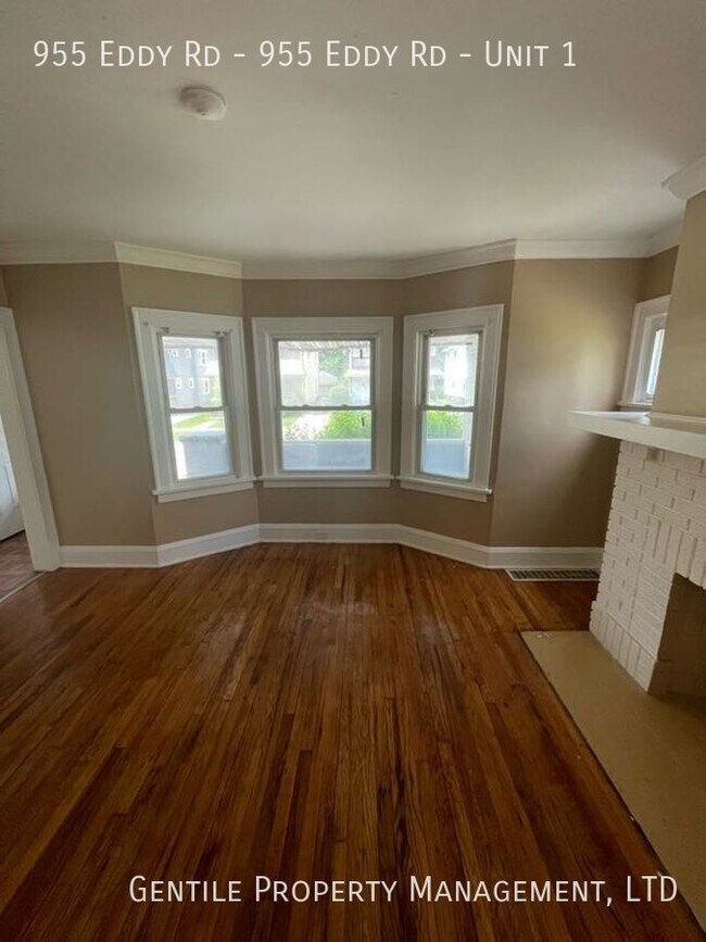 Foto del edificio - A Gentile Property - 955 Eddy Rd Unit 1