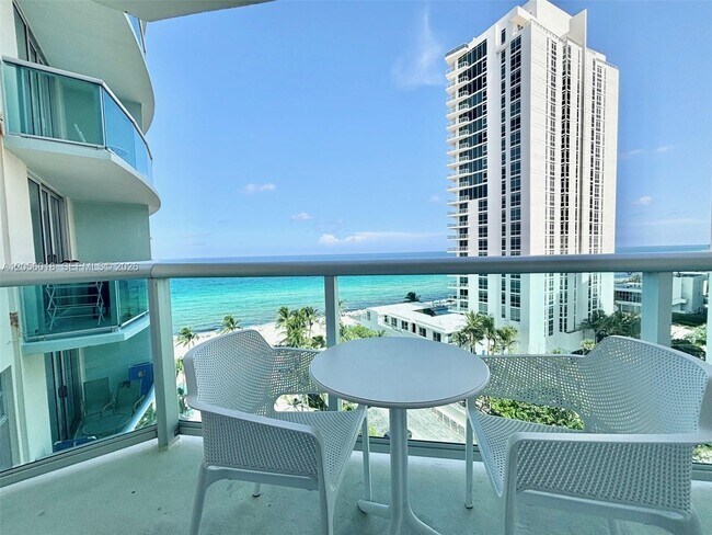 Building Photo - 3901 S Ocean Dr