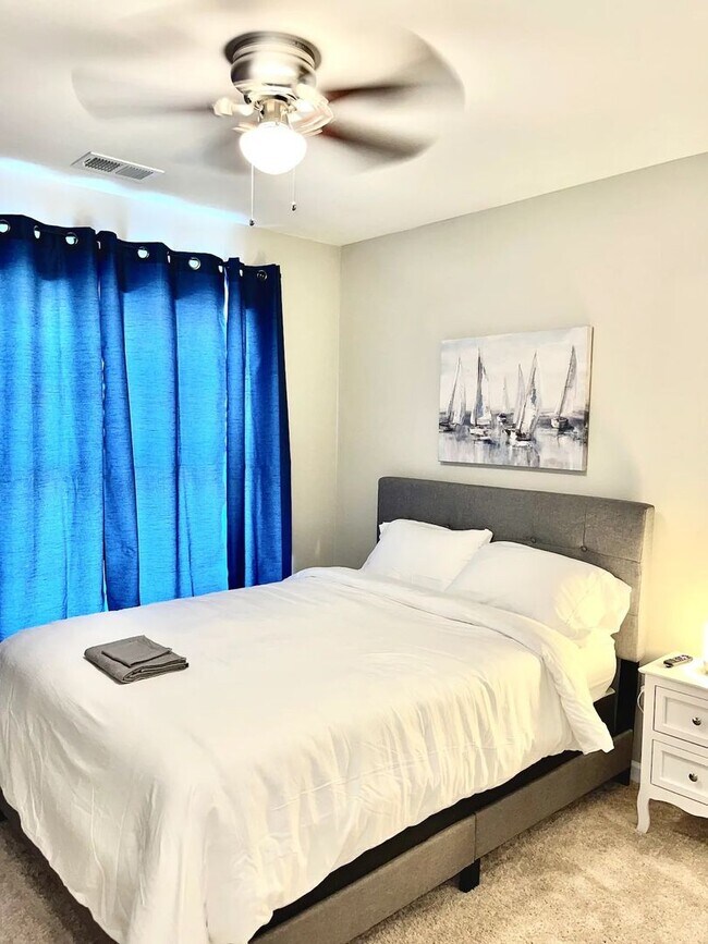 Foto del edificio - 2784 Laurel Ridge Cir