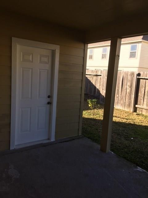 Building Photo - 12415 Greensbrook Forest Dr
