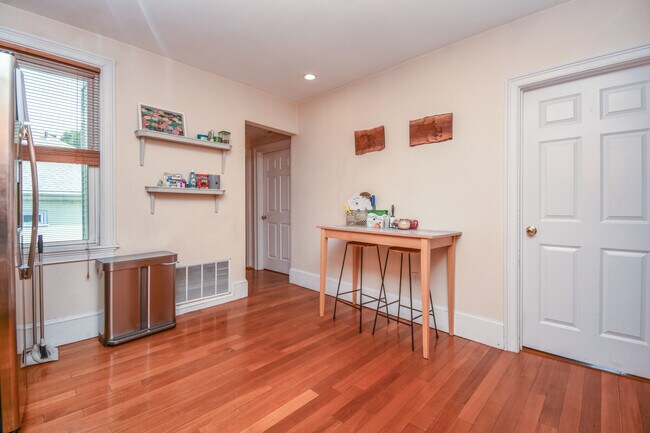 Building Photo - 431 Faneuil St
