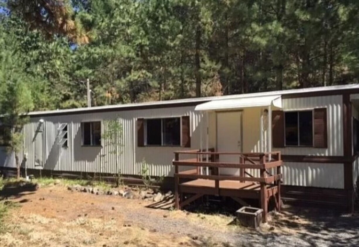 Foto principal - 2 Bed/1 Bath on Bend's Westside - Stannium...