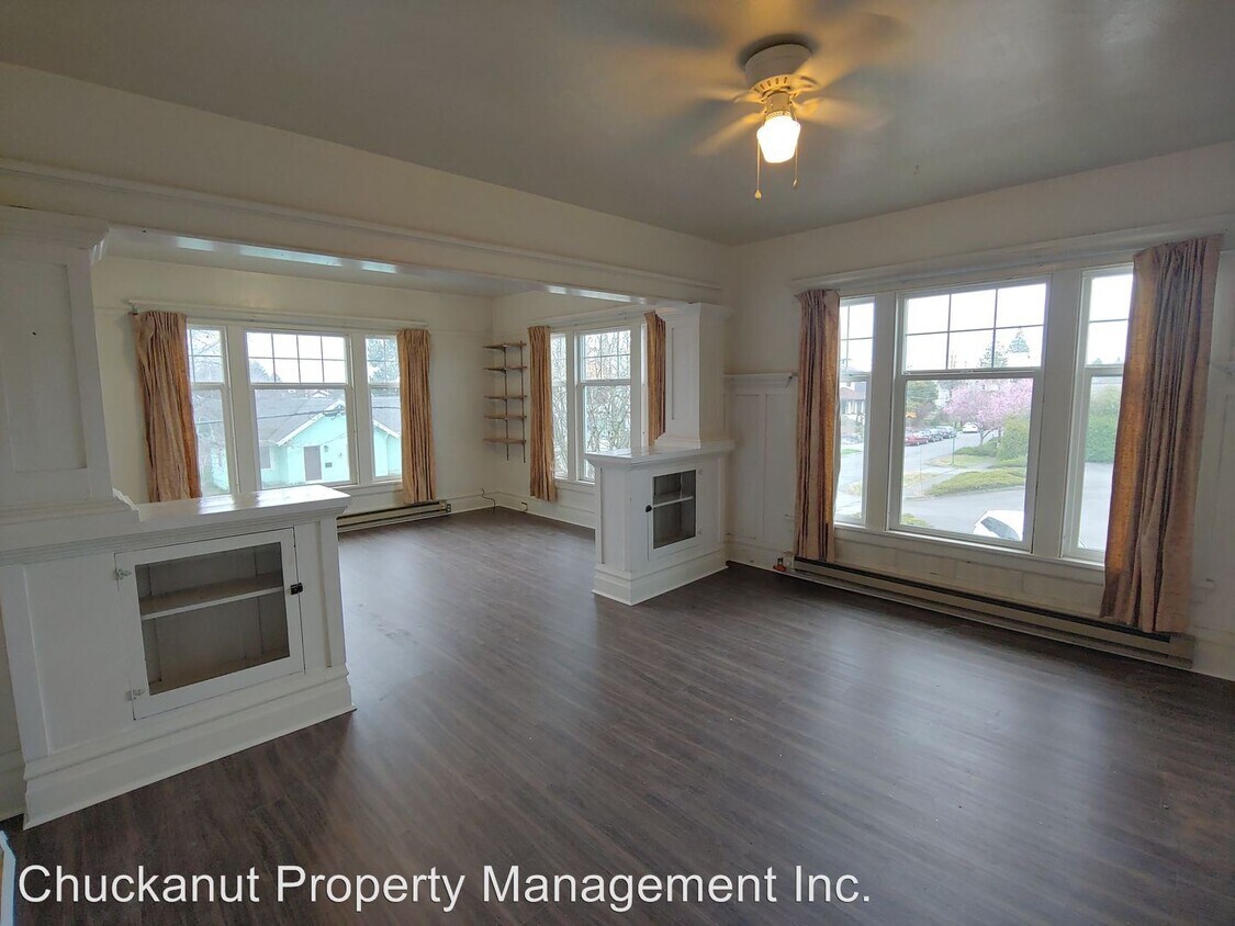 Foto principal - 1800-18025 D St