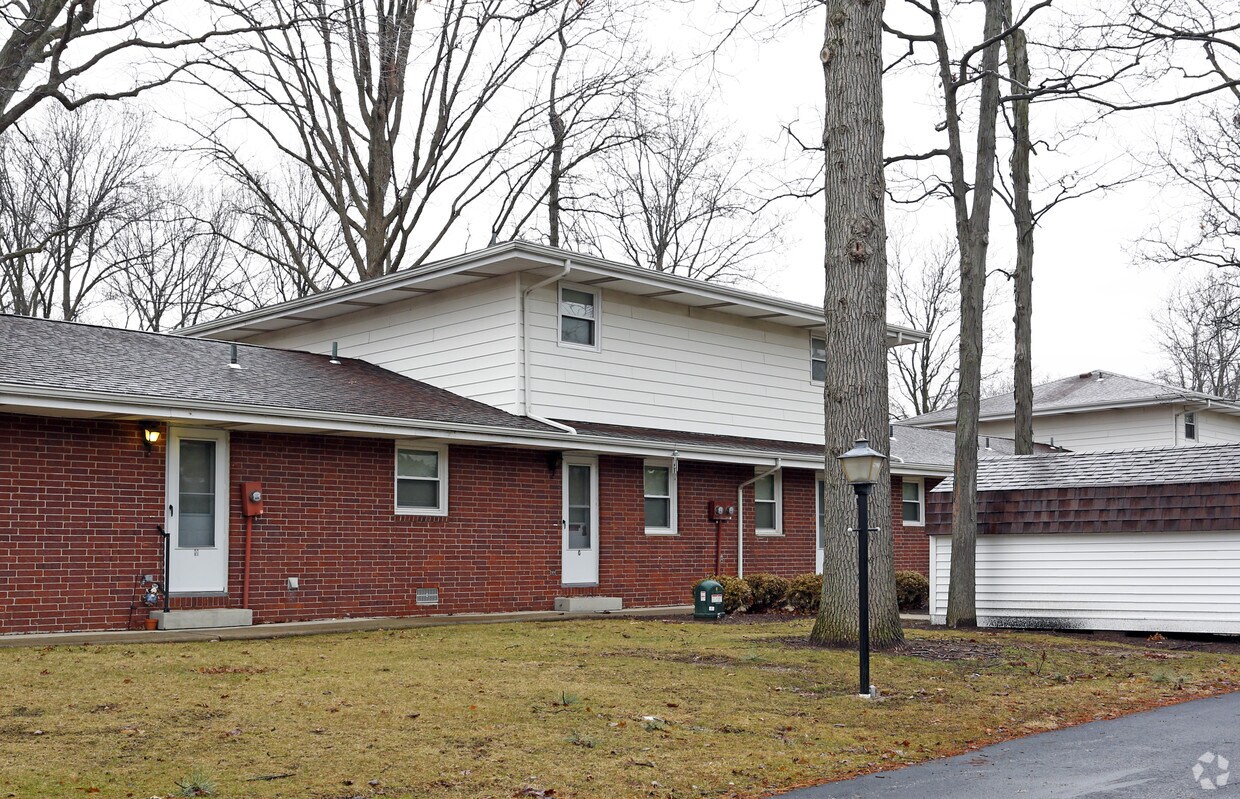 Building Photo - 1805 Hilton Ave