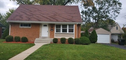 Building Photo - 2212 Downey Rd