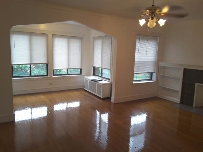 Foto del edificio - 7127 S Merrill Ave