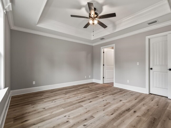 Building Photo - New 3 Bedroom Home Available Now!