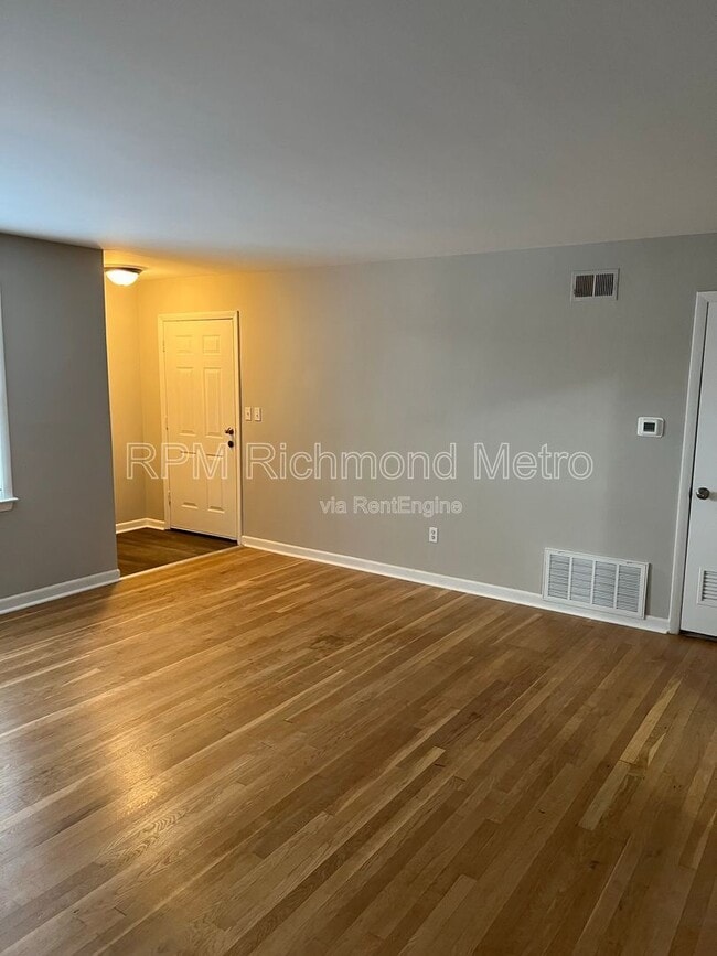 Building Photo - 1138 Shuford Ave
