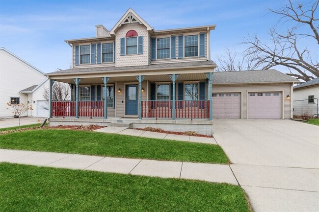 Building Photo - 2620 Camden Dr