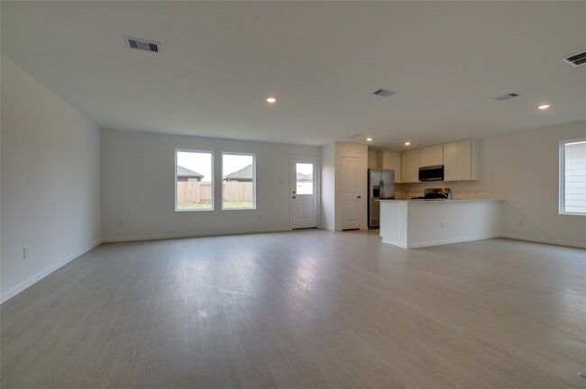 Building Photo - 10915 Tawny Rdg Dr