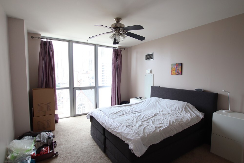 Primary Photo - 600 N Dearborn St