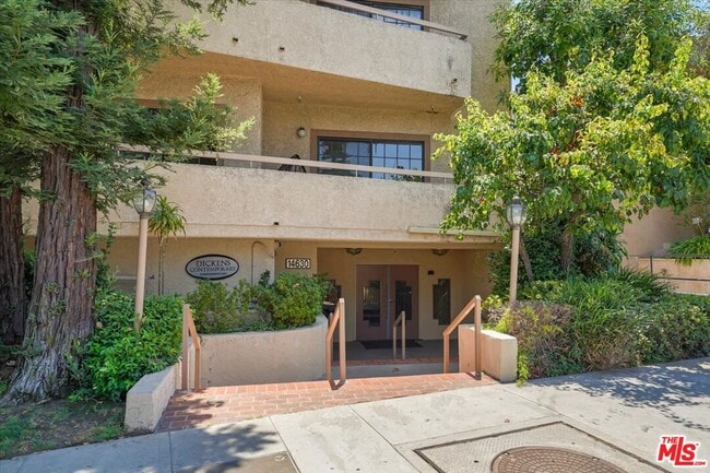 Building Photo - 14630 Dickens St