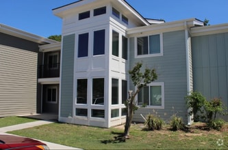 Building Photo - 277 Alexandra Dr