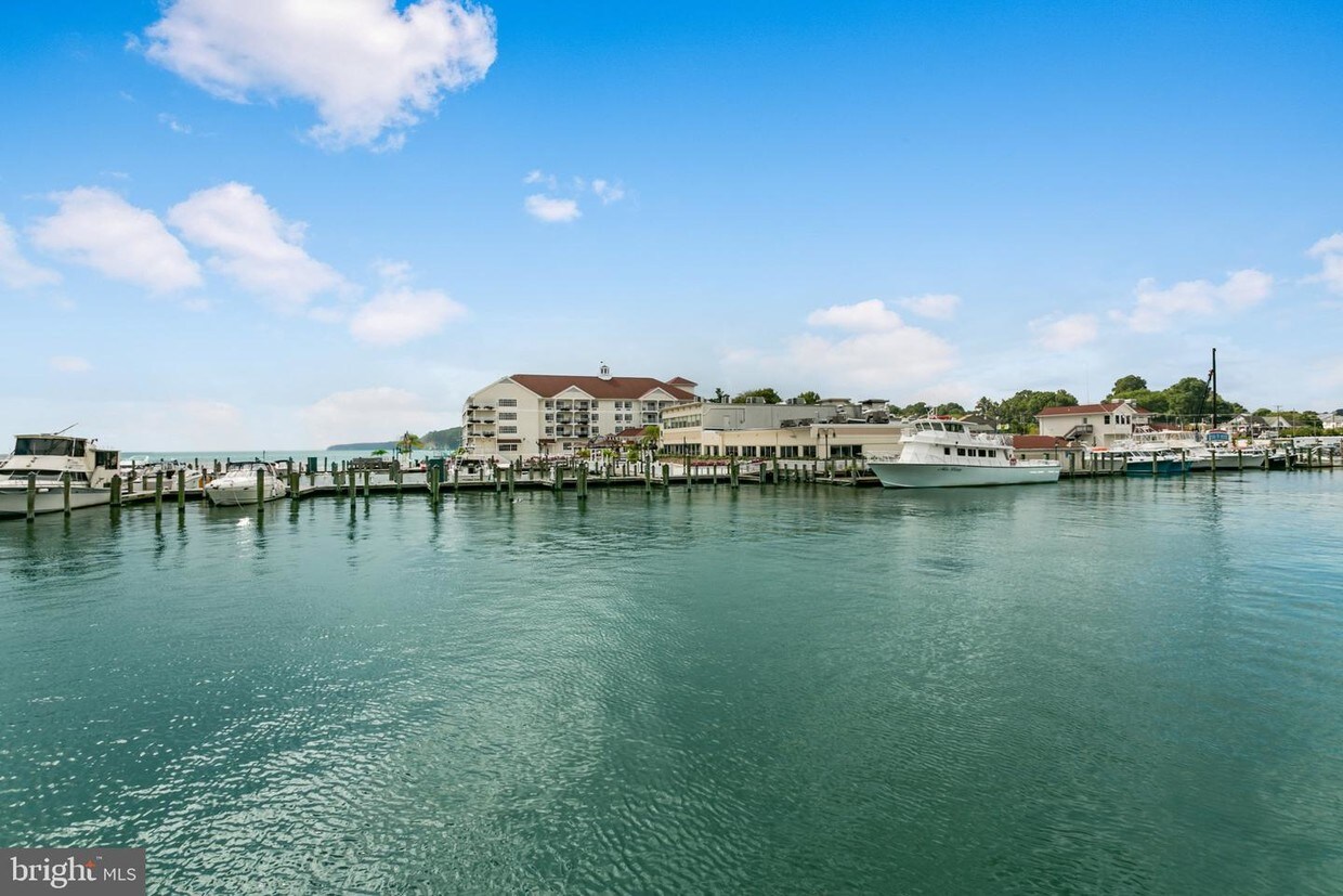 Foto principal - 8092 Windward Key Dr