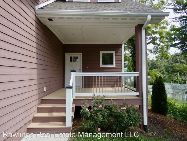 Building Photo - 3 br, 2.5 bath House - 64 Oakley Road