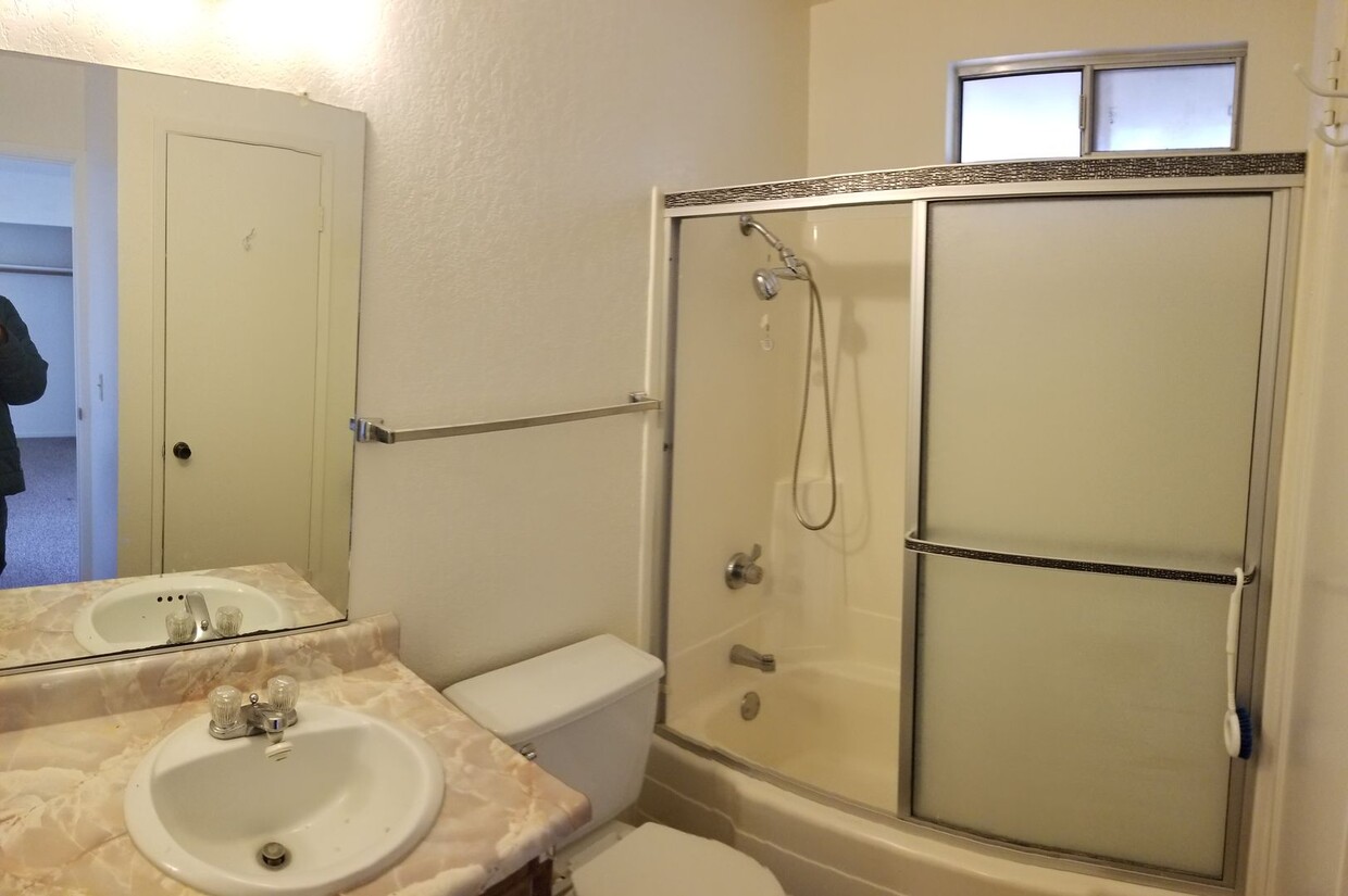 Foto principal - 1 bed 1 bath single level Condo in Los Osos!