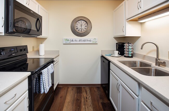 Interior Photo - The Rathbone Apartments