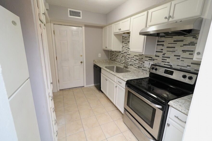 Foto principal - 806 Courtenay Pl