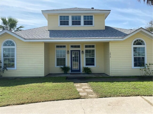 Building Photo - 1812 Picton Ln