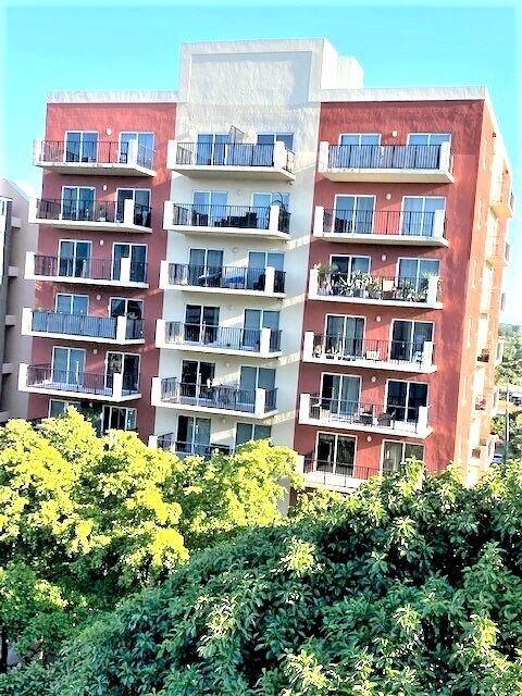 Building Photo - 3410 Coral Way