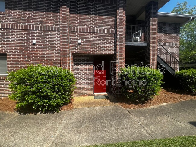 Building Photo - 1055 Ancestry Dr