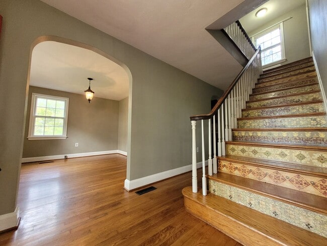 Photo - ELIZABETH PARK House