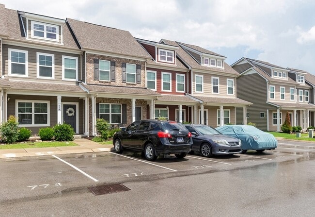 Building Photo - 774 Bradburn Village Way