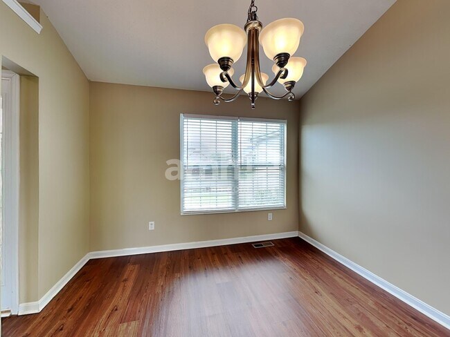 Foto del edificio - 7966 Peaceful Way