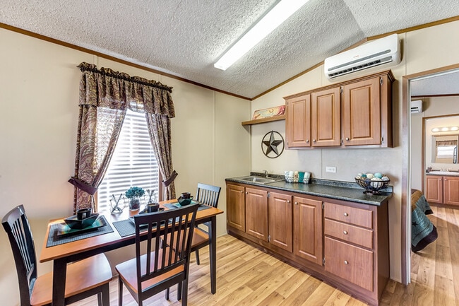 Building Photo - 3511 Christoval Rd