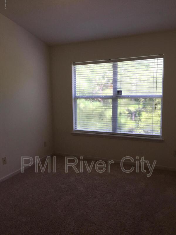 Foto del edificio - 5697 Parkstone Crossing Dr.