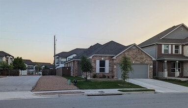 Building Photo - 612 Ayinger Ln
