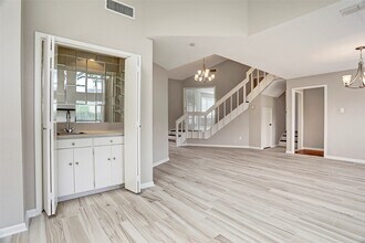 Building Photo - 11530 Ella Lee Dr